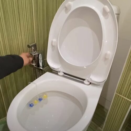 Prysznic higieniczny – to wygodne urządzenie sanitarne